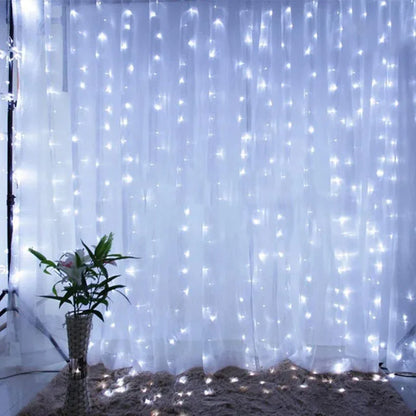 Multicolour Christmas Fairy Lights | Remote-Controlled Curtain Lights | Window Light Accessory